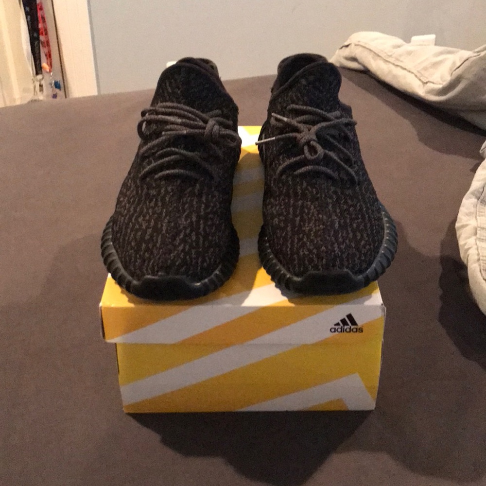 Yeezy Boost 350 V1 Pirate Black